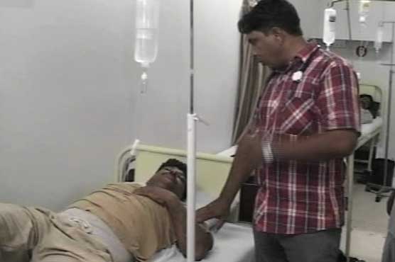 Karachi: 18 people hospitalized after eating decayed food