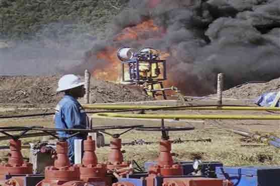 Politics, bribery charges swirl around Ugandan oil 