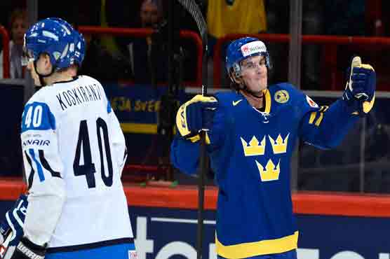 Sweden beats Finland to reach ice hockey final
