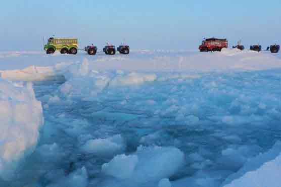 Russia orders urgent evacuation of Arctic research crew