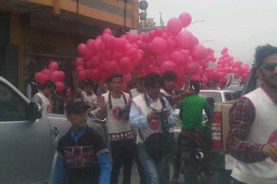 After Kabul attacks, 10,000 peace balloons