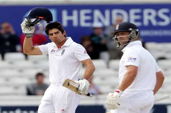 England roll on to 429-run lead over NZ on day 4