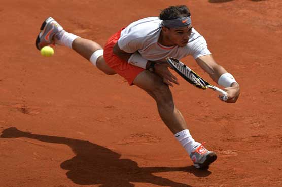 Nadal survives scare, Sharapova serves up storm