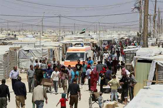 Syrian refugees stranded as Jordan closes borders 
