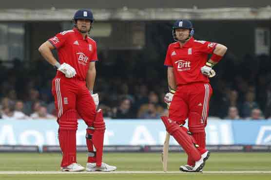 England limps to 227-9 in first New Zealand ODI