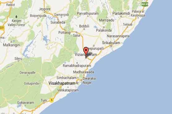 Train runs over and kills 8 in southern India