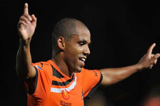 Roar back into 1st place in A-League