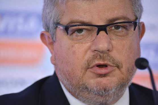 World Cup CEO urges Brazilians to treat tourists well 