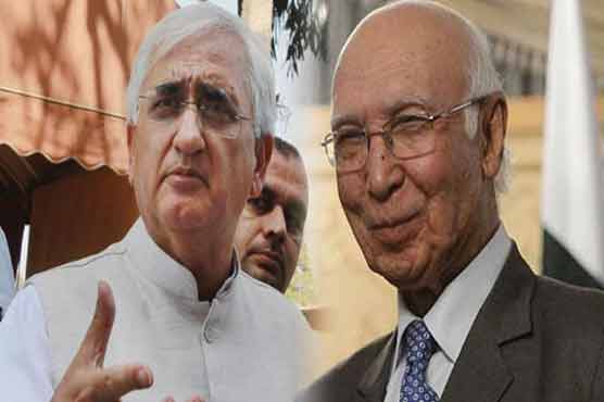 Sartaj meeting with Hurriyat leaders can deter talks: India 