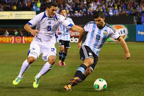 Football: Argentina tops Bosnia 2-0