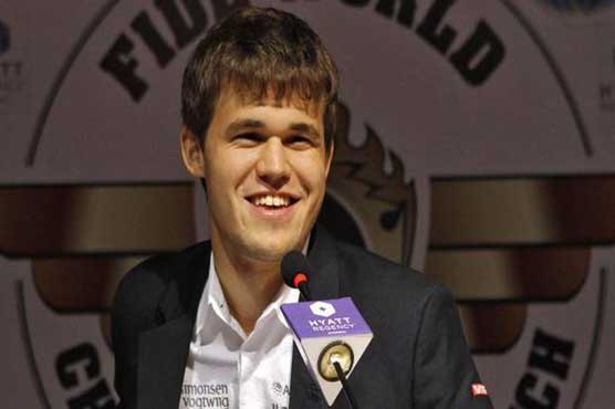 Magnus Carlsen clinches chess world title