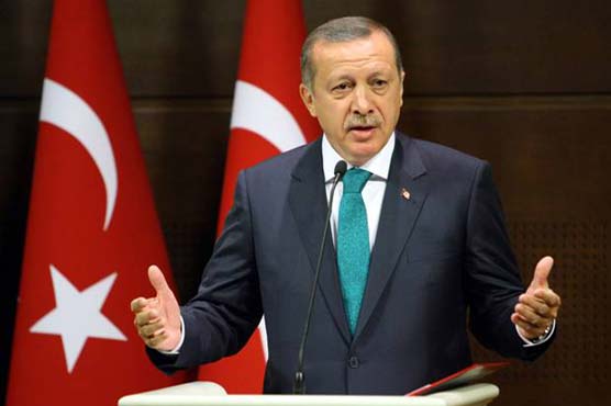 Pre-vote tensions as Turkey PM feuds with preacher