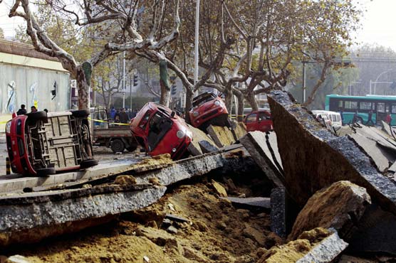 China company sorry for oil blasts that kill 47