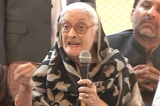 Begum Naseem announces return to politics 