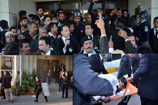Lawyers protest outside SC, several injured in clash with police