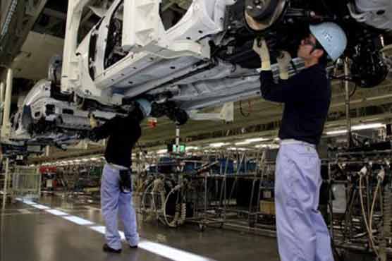 Japan sees gains in prices, industrial output