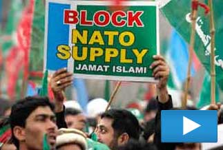 Peshawar: Pakistan Tehreek-e-Insaaf continues sit-in against Nato supply