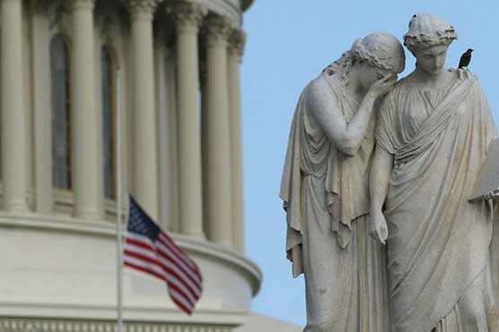 US govt shuts down as Congress misses deadline