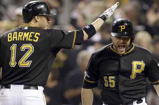Pirates beat Reds 6-2 in NL wild-card game 