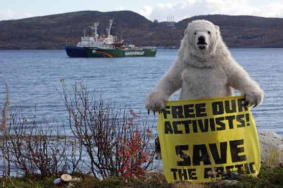 Dutch takes legal action against Russia Greenpeace ship