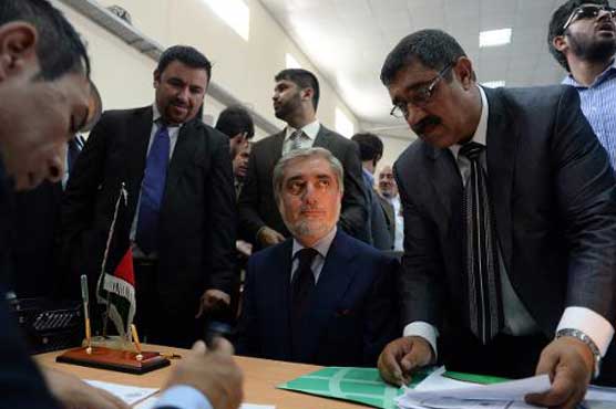Afghan election runners play waiting game as deadline looms