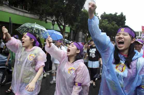 Anti-govt protesters disrupt Taiwan National Day
