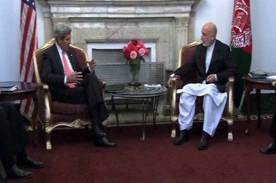 Kerry in Afghanistan for urgent security talks