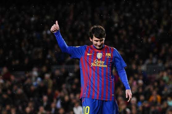 Football: Messi returns to Barcelona training