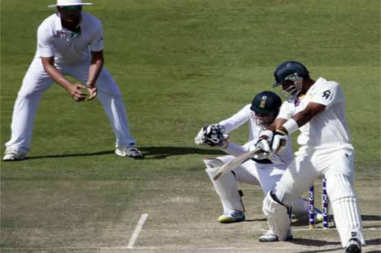 Pakistan bowled out for 442 in first innings