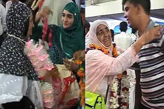 Flights of pilgrims land with delay of one hour