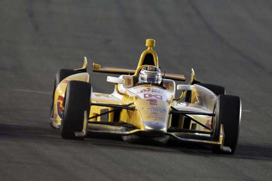 Scott Dixon wins IndyCar title over Castroneves