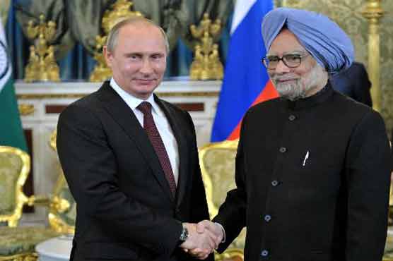 Manmohan meets Putin with nuclear deal in doubt