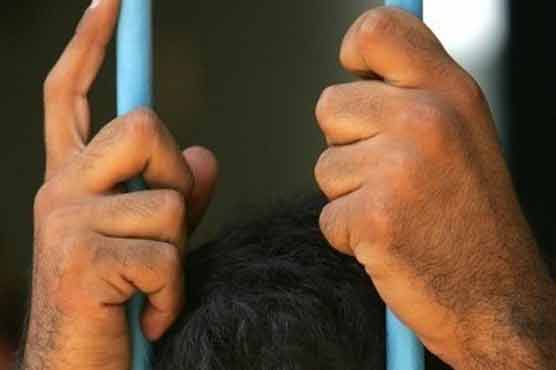 Two Pakistanis jailed for assaulting Indian in UAE