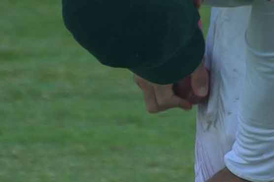 SAfrica penalised 5 runs for ball tampering