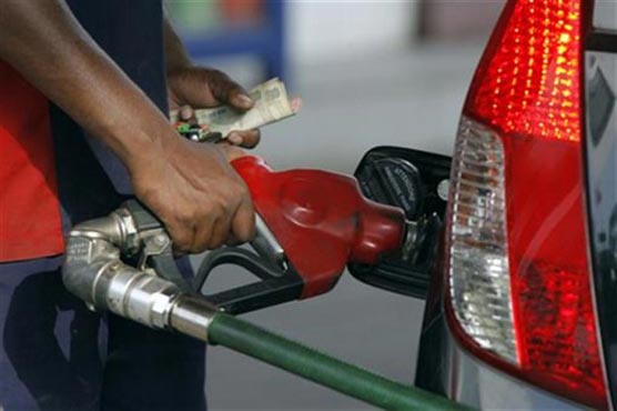 Govt may cut oil prices by Rs3.50 a litre