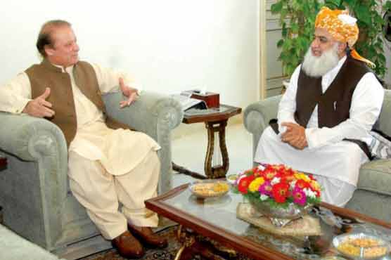 JUI-F chief calls on PM Nawaz, discuss Taliban talks 
