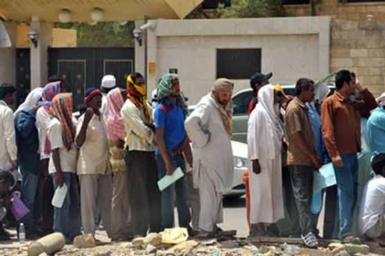 Saudi Arabia grants legal status to 800,000 Pakistanis