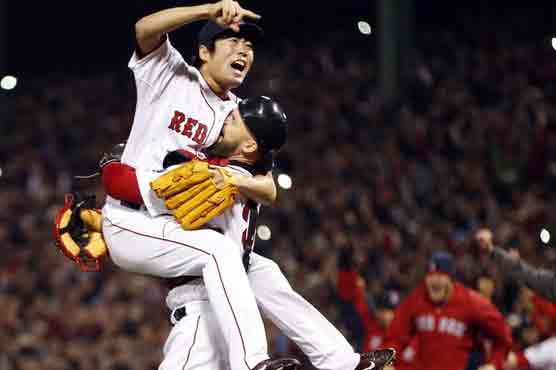 Red Sox win World Series title at Fenway Park 
