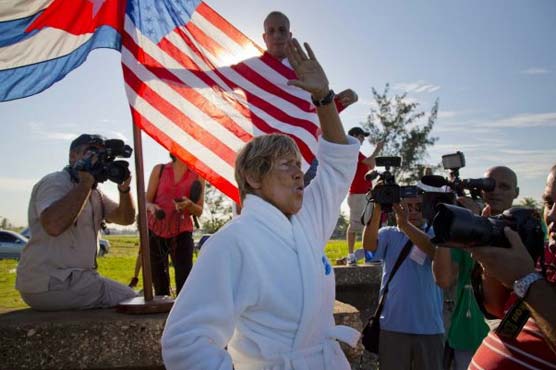 US woman, 64, makes history with Cuba-Florida swim