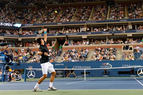 Djokovic dominates to reach US Open quarters 
