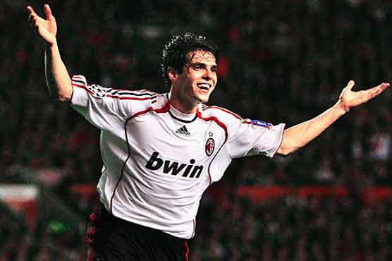 Kaka rejoins AC Milan 