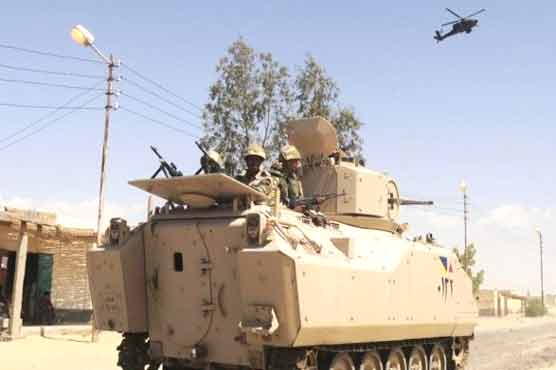 Egyptian troop column moves into the Sinai