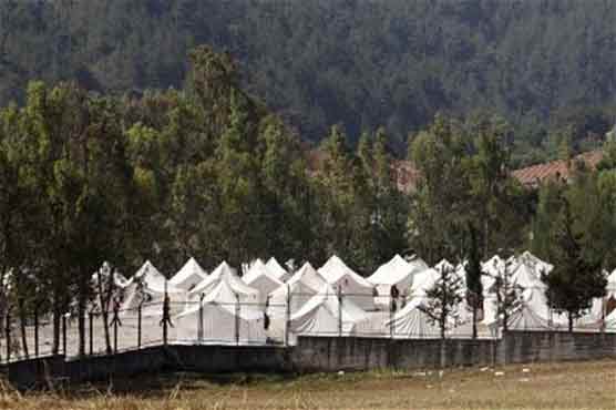 Syria crisis: thousands take refuge in Italy