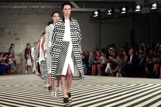 Celebrities turn low key at NY Fashion Week