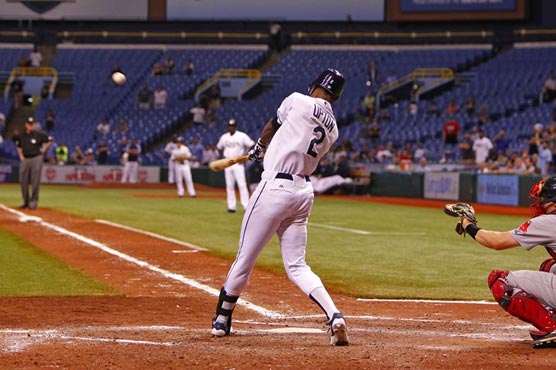 Red Sox beat Rays to shore up playoff spot 