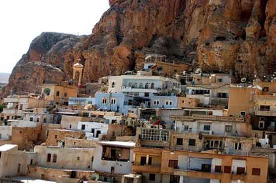 Rebels fighting Assad feel abandoned by US