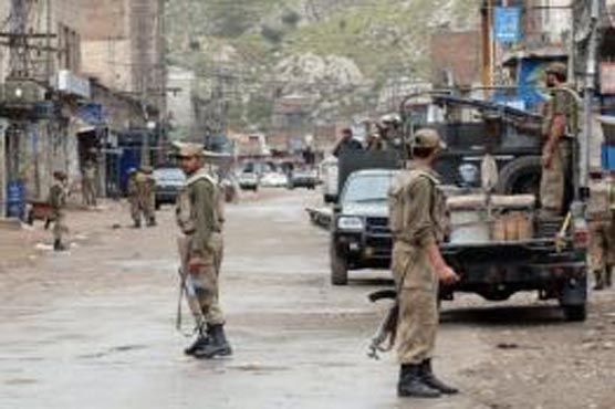 Two peace committee members killed in Darra 