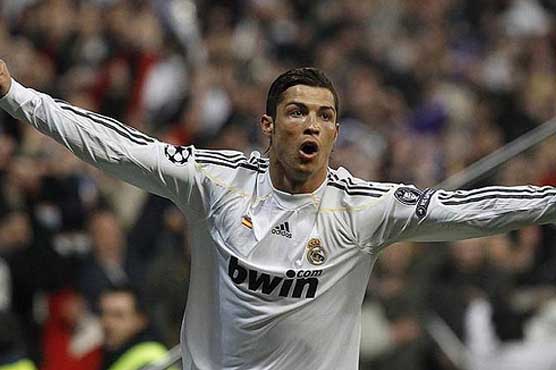 Cristiano Ronaldo renews contract with Real Madrid