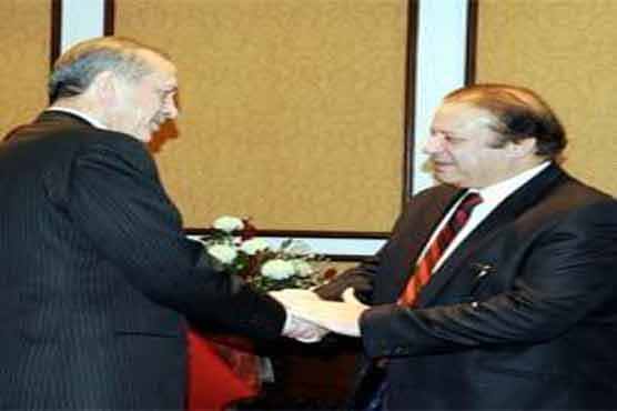 Nawaz meets Tayyip Erdogan, ink 13 agreements