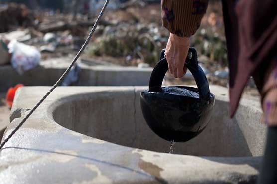 Chinese woman survives for 15 days